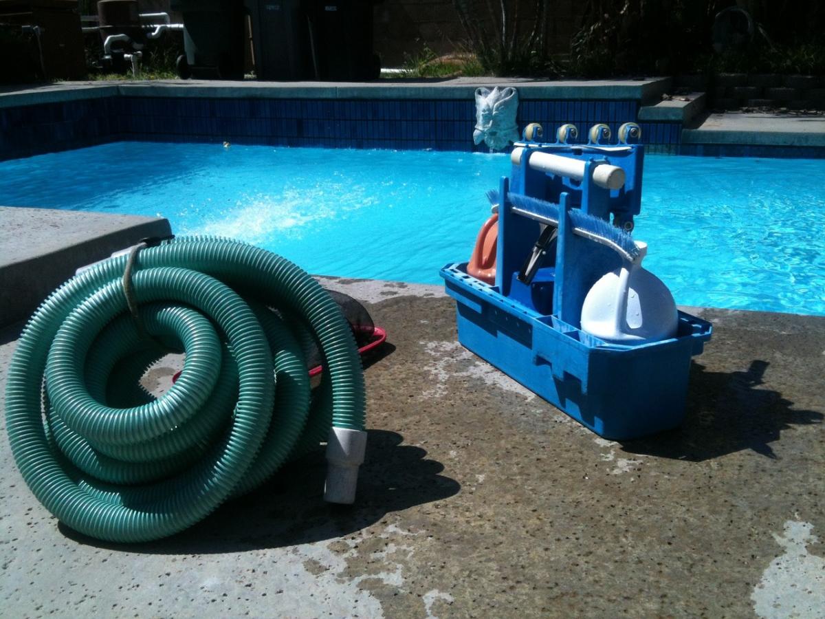 Piscine : guide facile pour un entretien serein
