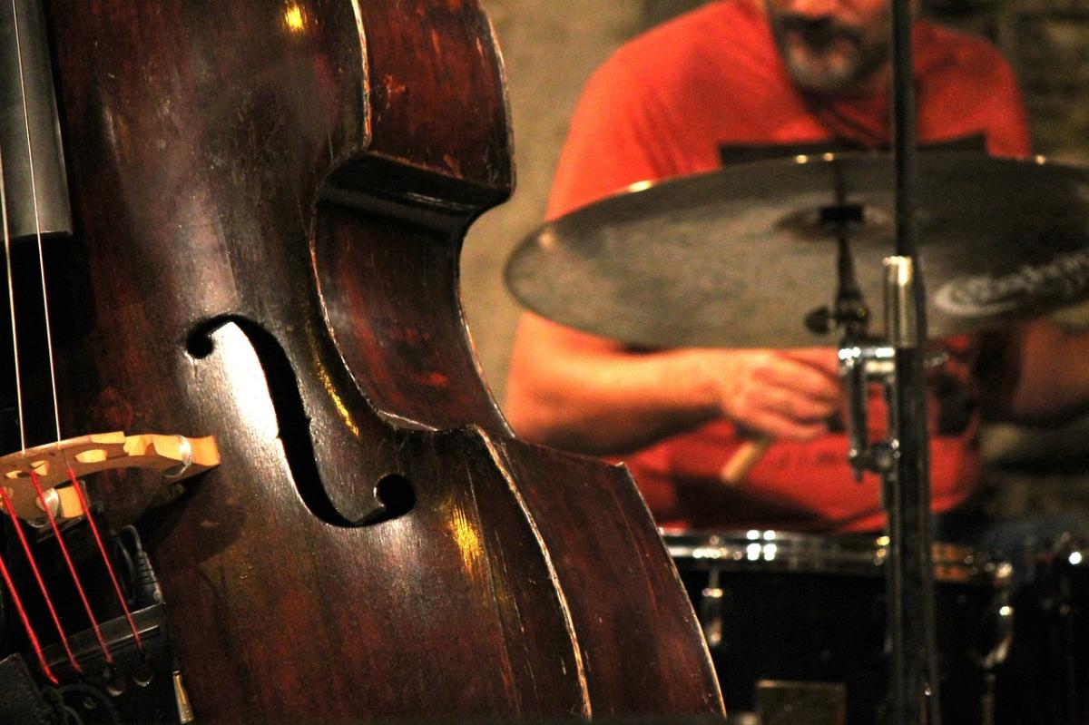 Histoire du jazz : des origines à aujourd’hui, un impact culturel inégalé